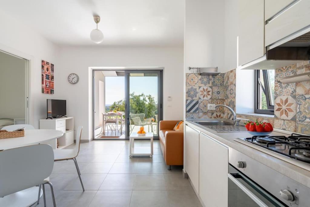 Villa Pettegola Tenuta Il Cavaliere Di Italia Noto- Vista Mare Mini Piscina Idromassaggio Eksteriør bilde