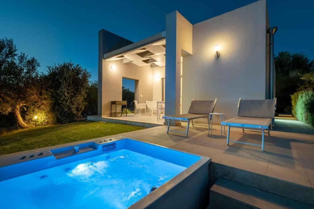 Villa Pettegola Tenuta Il Cavaliere Di Italia Noto- Vista Mare Mini Piscina Idromassaggio Eksteriør bilde